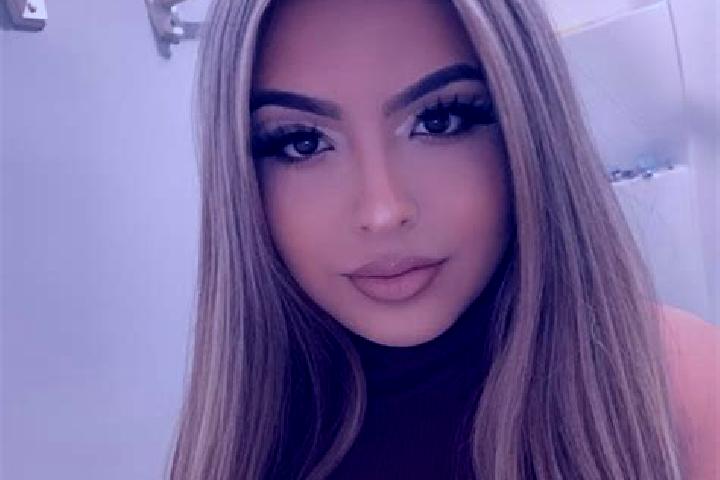 Nora, 33, a blonde amber-eyed latina companion based in Pacaraima. Offering Domination, BDSM, Tantra, Striptease, Fetish. Available for incall and outcall, o...