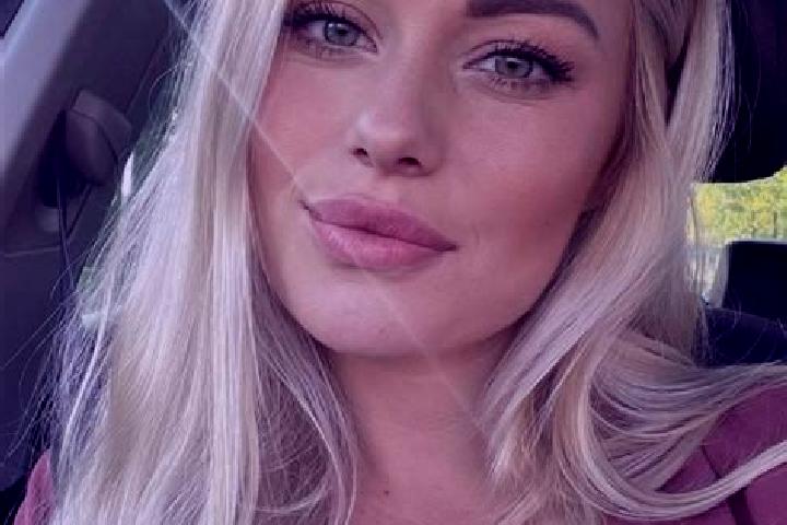 Nora, 33, a blonde hazel-eyed indian companion based in Benin City. Offering Travel Companion, Couples, OWO, Dinner Date, Prostate Massage. Available for inc...