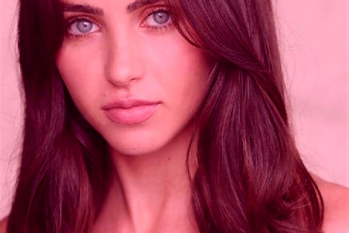 Nora, 33, a brunette dark-eyed middle eastern companion based in Santo Ovidio. Offering Dinner Date, Striptease, Girlfriend Experience, Roleplay, Fetish. Ava...
