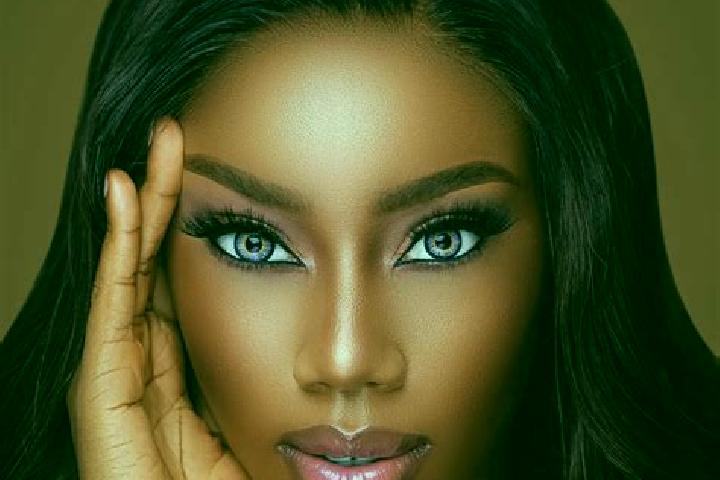 Nora, 33, a red blue-eyed ebony companion based in Pita. Offering Duos, Domination, Party Girl, Overnight. Available for incall and outcall, overnight bookin...