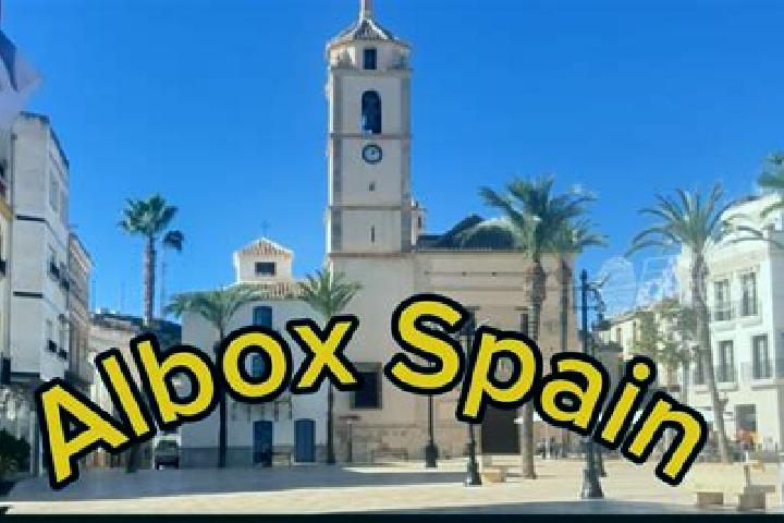 Nora, 33 — Escort in Albons, Spain
