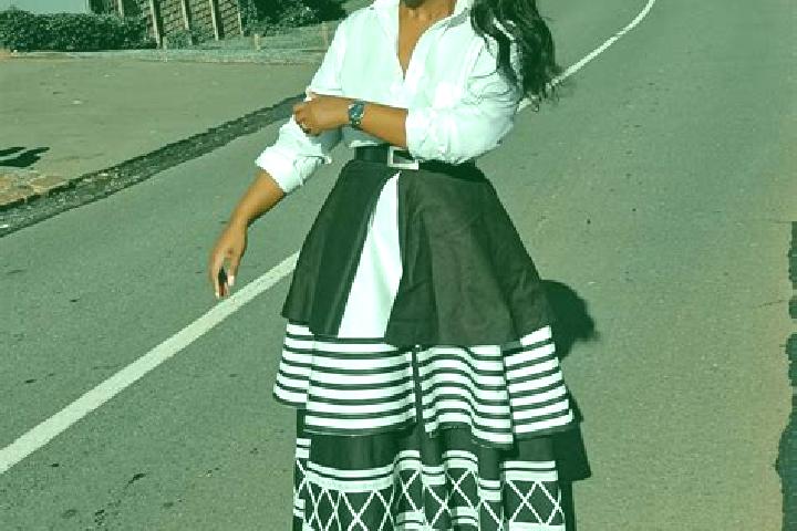 Nora, 33 — Escort in East London, South Africa