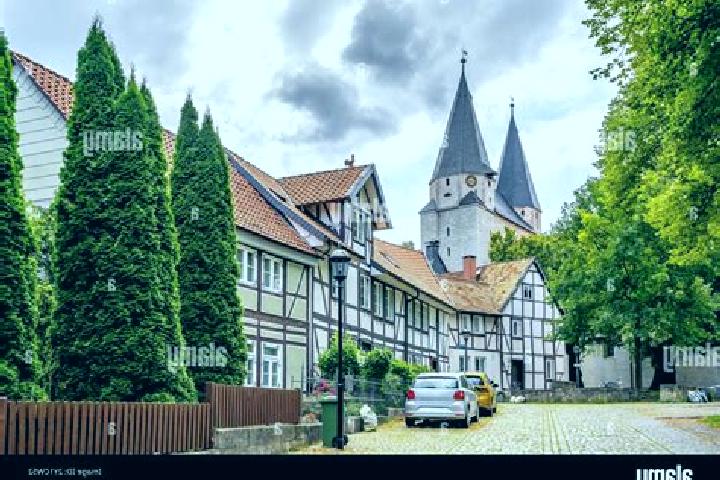 Nora, 33 — Escort in Koenigslutter am Elm, Germany