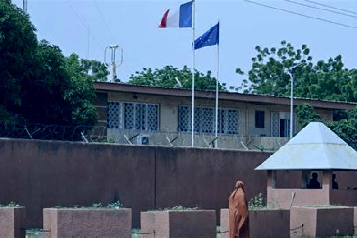 Nora, 33 — Escort in Ngourti, Niger