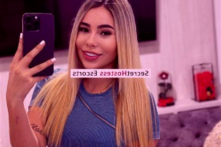 Nora, 33 — Escort in Santo Domingo del Prado, Peru