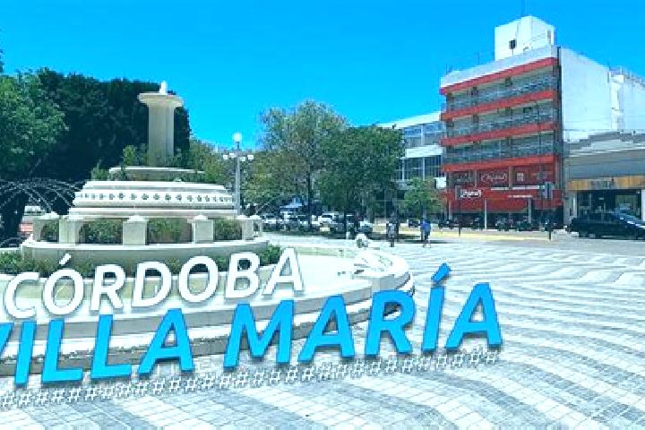 Nora, 33 — Escort in Villa de Maria, Argentina