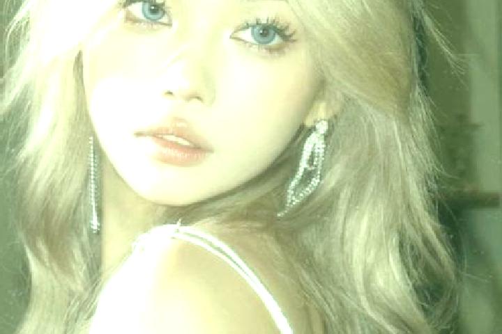 Nora, 34, a blonde dark-eyed asian companion based in Deh Now. Offering Roleplay, OWO, Fetish, GFE. Available for incall and outcall, overnight bookings avai...