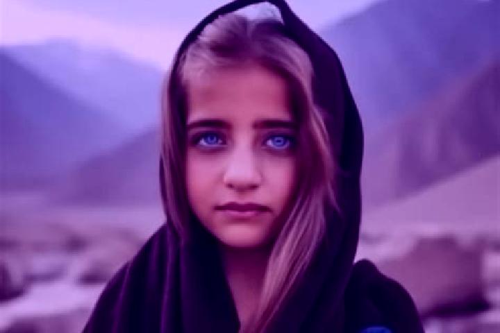Nora, 34, a dark blonde amber-eyed middle eastern companion based in Pacocha. Offering Travel Companion, Domination. Available for incall and outcall, day an...