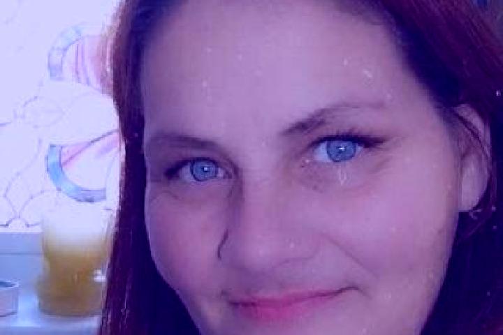Nora, 34, a red green-eyed european companion based in Osmonmaeki. Offering Dinner Date, Tantra, Fetish. Available for incall and outcall, day and evening da...