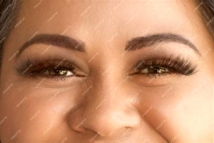 Nora, 34, a red green-eyed latina companion based in Ojital Ciruelo. Offering Massage, OWO. Available for incall and outcall, overnight bookings available.