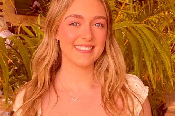 Nora, 34 — Escort in Abbey, Australia