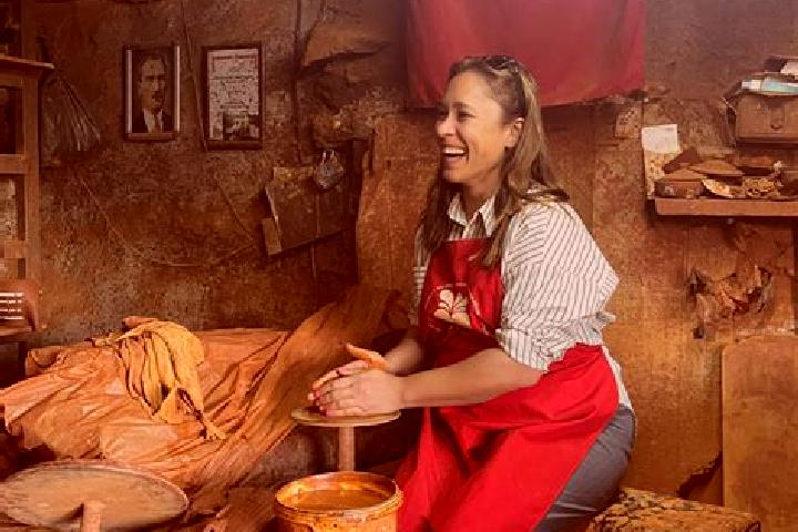 Nora, 34 — Escort in Coemlekci, Turkey