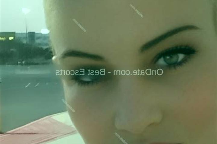 Nora, 34 — Escort in Laveen, United States