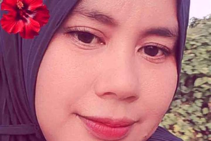Nora, 34 — Escort in Masamba, Indonesia