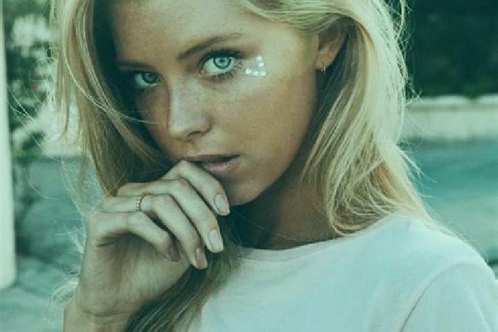 Nora, 35, a blonde blue-eyed ebony companion based in Dyoronakaha. Offering Fetish, Deep French Kissing, GFE, Girlfriend Experience. Available for incall and...