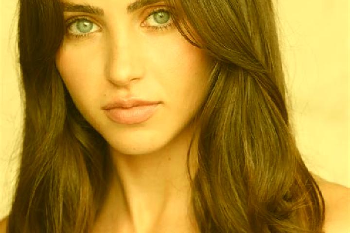 Nora, 35, a red amber-eyed latina companion based in Las Flores. Offering Domination, OWO, BDSM, GFE, Striptease. Available for incall and outcall, day and e...
