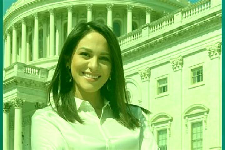 Nora, 35 — Escort in Dilley, United States