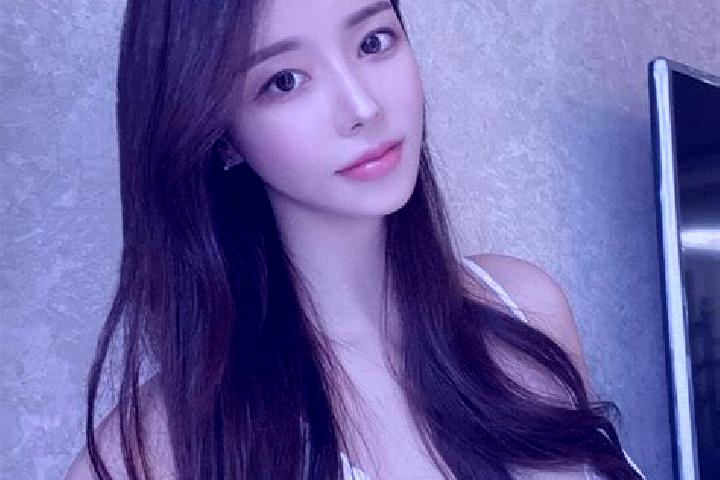 Nora, 35 — Escort in Mazhuang, China