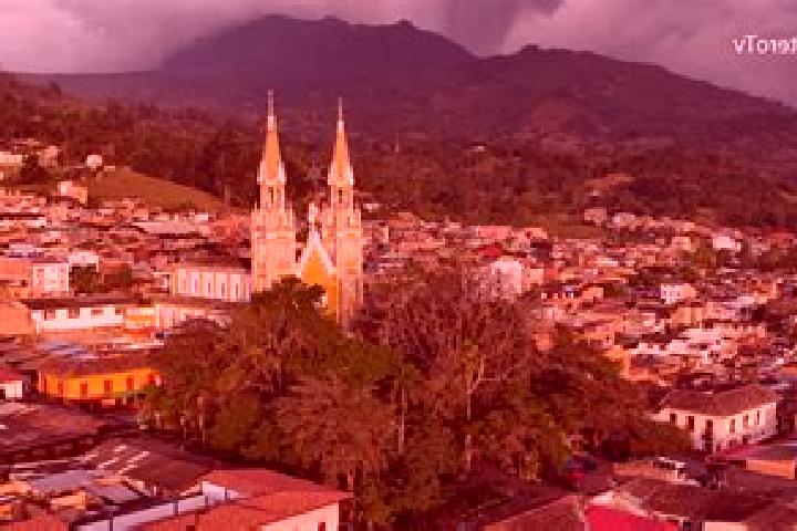 Nora, 35 — Escort in Miraflores, Colombia