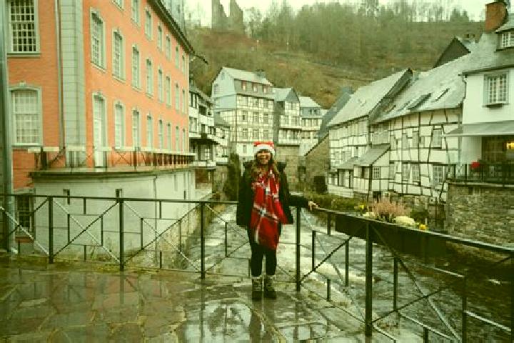 Nora, 35 — Escort in Monschau, Germany
