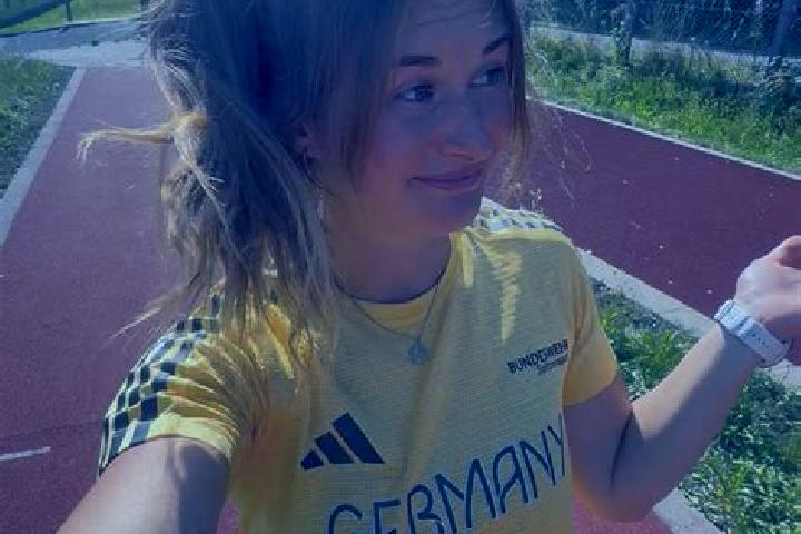 Nora, 35 — Escort in Wundersleben, Germany