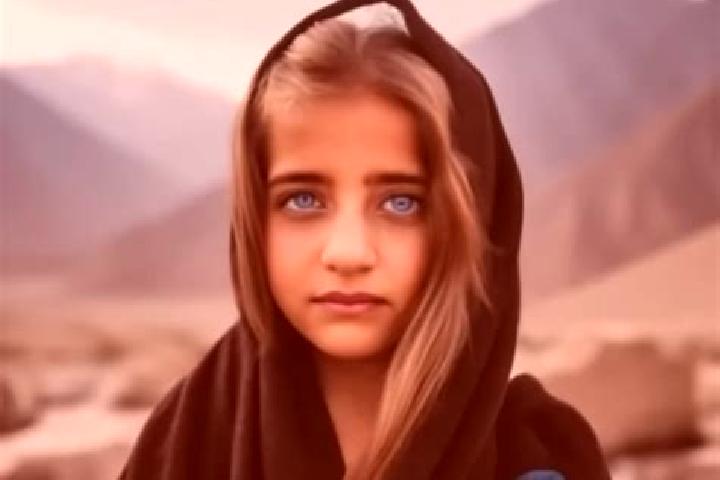 Nora, 36, a blonde dark-eyed middle eastern companion based in Ovakent. Offering Domination, Couples, Travel Companion. Available for incall and outcall, ove...
