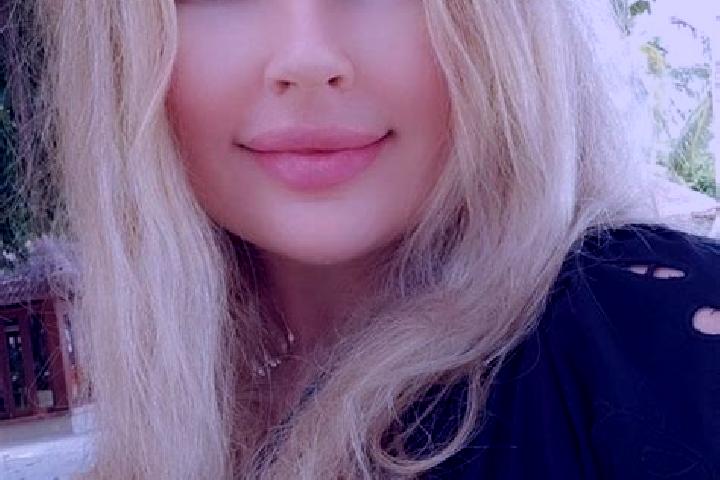 Nora, 36, a blonde grey-eyed middle eastern companion based in Agostinho Neto. Offering BDSM, CIM, Tantra, Overnight, GFE. Available for incall and outcall, ...