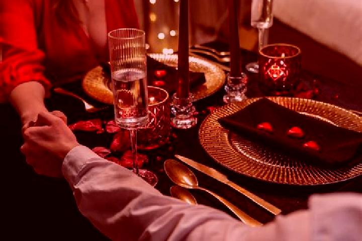 Nora, 36, a red green-eyed ebony companion based in Mariia. Offering Girlfriend Experience, Couples, Tantra, A-Level, Dinner Date. Available for incall and o...