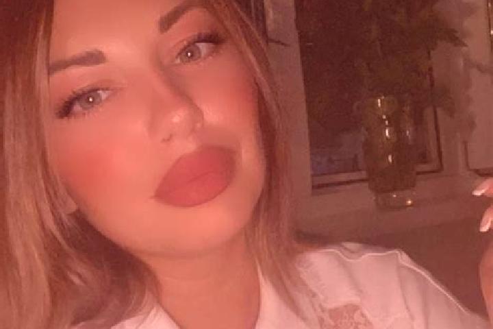 Nora, 36 — Escort in Artsyz, Ukraine