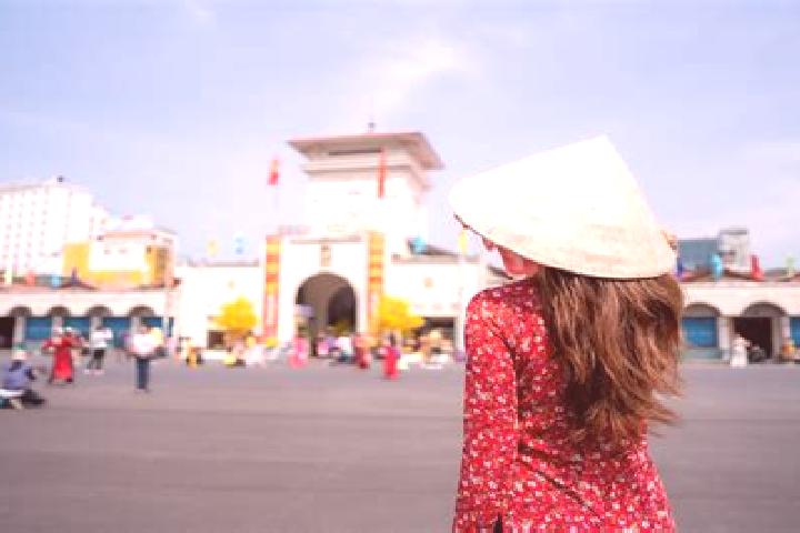 Nora, 36 — Escort in Buon Tur, Vietnam
