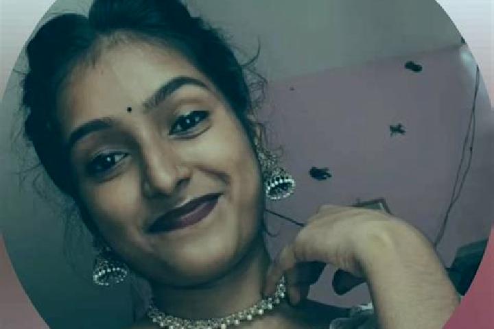 Nora, 36 — Escort in Kurumathur, India