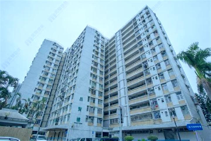 Nora, 36 — Escort in Nam Cheong Estate, Hong Kong