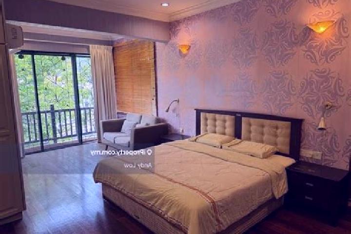 Nora, 36 — Escort in Templer Bestari, Malaysia