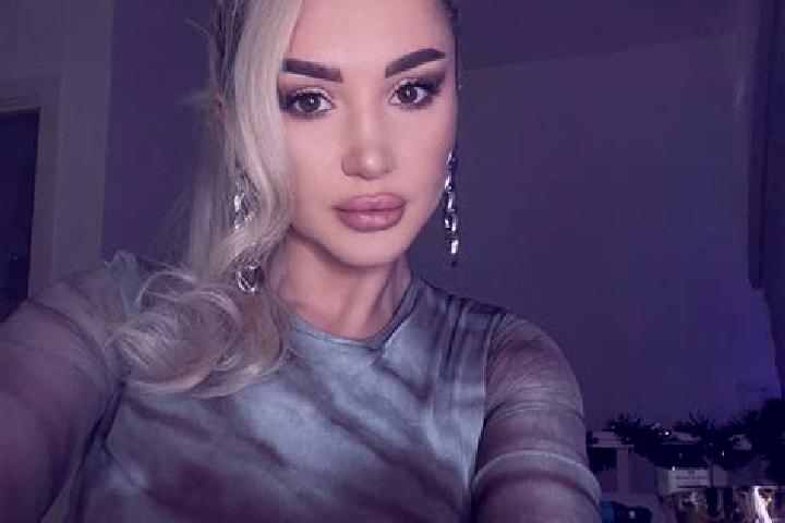 Nora, 37, a blonde amber-eyed middle eastern companion based in Litiara. Offering Fetish, GFE, OWO, Party Girl. Available for incall and outcall, day and eve...