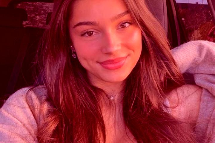 Nora, 37, a brunette blue-eyed indian companion based in Vitebsk. Offering CIM, Dinner Date, Erotic Massage, Roleplay. Available for incall and outcall, day ...