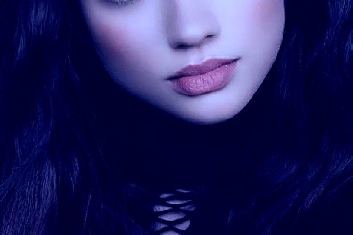 Nora, 37, a brunette dark-eyed european companion based in Mankera. Offering Dinner Date, Girlfriend Experience, Couples. Available for incall and outcall, d...