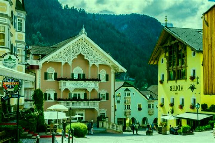 Nora, 37 — Escort in Ortisei, Italy