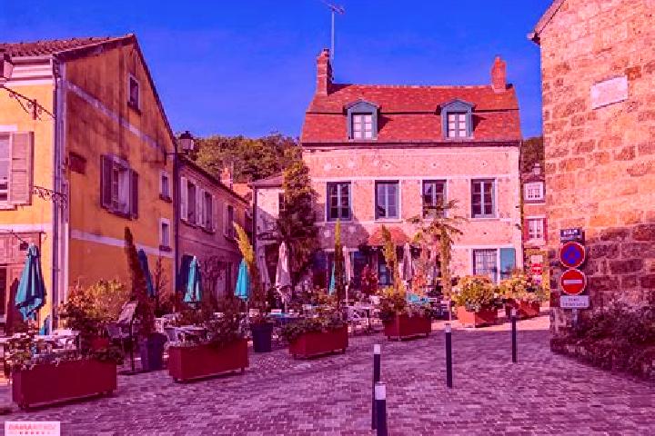 Nora, 37 — Escort in Vieille-Eglise-en-Yvelines, France