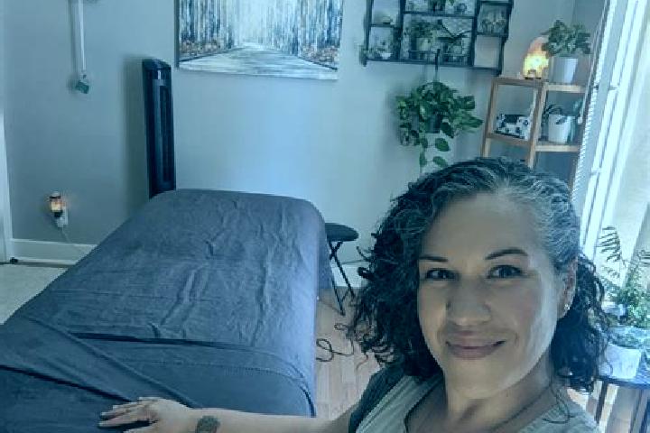 Nora, 38, a auburn blue-eyed ebony companion based in Leppaevirta. Offering Prostate Massage, BDSM, Overnight, Erotic Massage. Available for incall and outca...