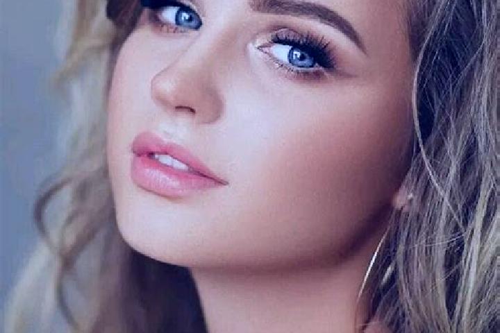 Nora, 38, a dark blonde blue-eyed mediterranean companion based in Belgida. Offering Overnight, Striptease, Erotic Massage. Available for incall and outcall,...