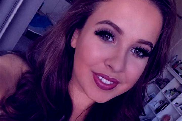 Nora, 38, a dark blonde dark-eyed caucasian companion based in Stakendorf. Offering Duos, Travel Companion, GFE. Available for incall and outcall, day and ev...