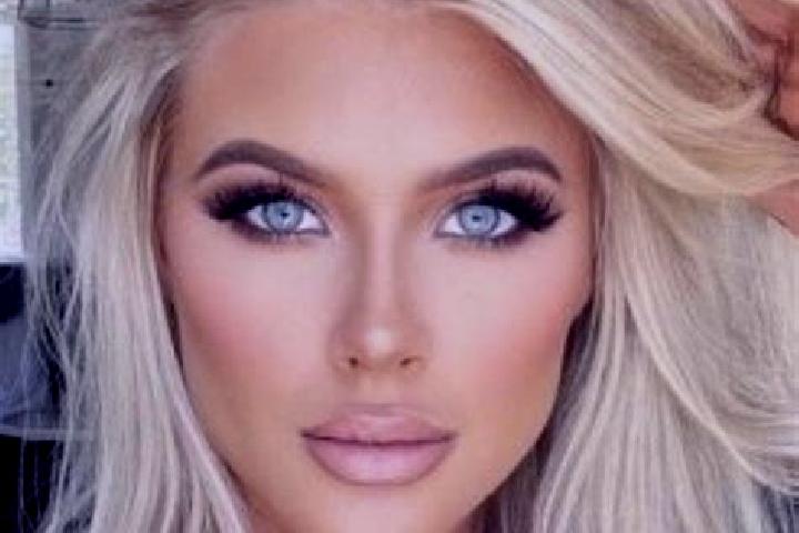 Nora, 38, a platinum blonde brown-eyed mixed companion based in Dhanmondi. Offering Fetish, Tantra, CIM, Deep French Kissing. Available for incall and outcal...