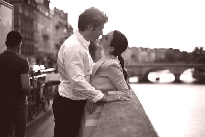 Nora, 38, a red grey-eyed ebony companion based in Ezinge. Offering Deep French Kissing, Dinner Date, Fetish, Girlfriend Experience. Available for incall and...