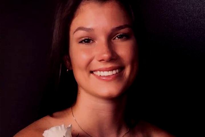Nora, 38 — Escort in Jenkintown, United States