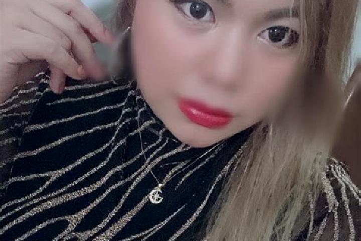 Nora, 39, a blonde amber-eyed asian companion based in Putol. Offering GFE, Fetish, Party Girl. Available for incall and outcall, overnight bookings available.