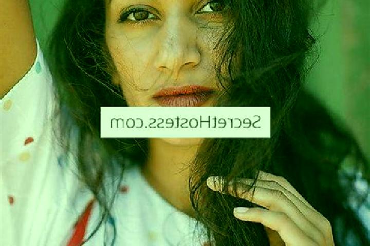 Nora, 39, a red dark-eyed ebony companion based in Sunrise Beach Village. Offering GFE, 69, Party Girl, Striptease, A-Level. Available for incall and outcall...