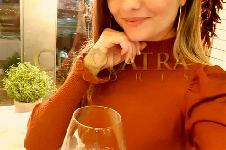 Nora, 39, a red green-eyed indian companion based in Clifton Grove. Offering Overnight, Dinner Date, GFE, Party Girl, Striptease. Available for incall and ou...