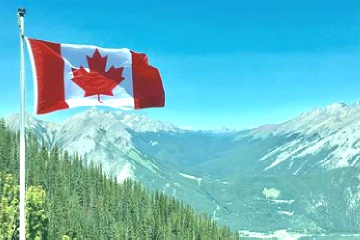 Nora, 39 — Escort in Alpine, Canada