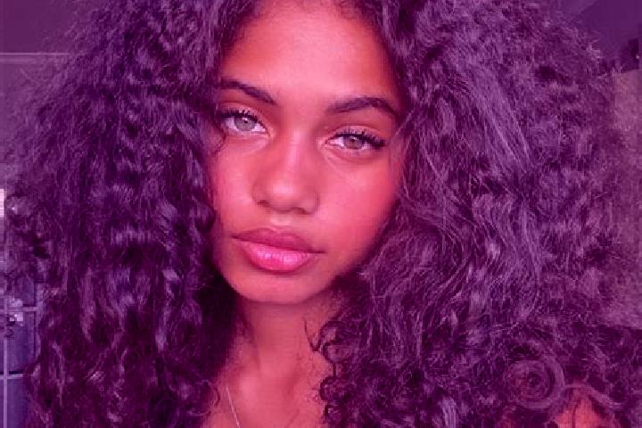 Nova, 20, a black dark-eyed ebony companion based in Lovua do Zambeze. Offering 69, Overnight, Couples. Available for incall and outcall, day and evening dates.