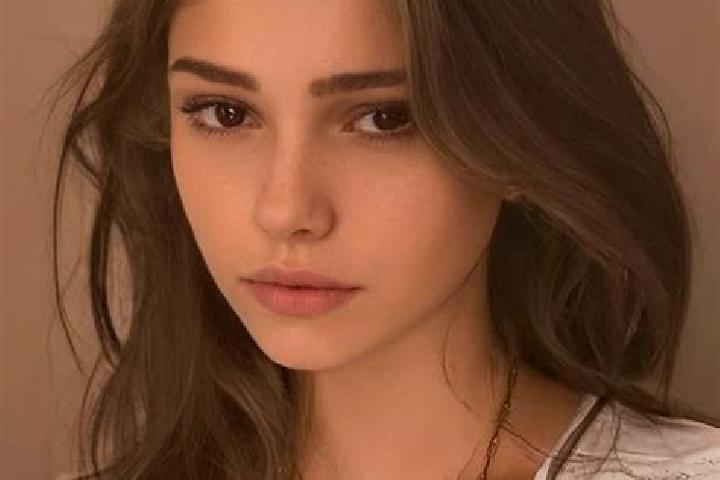Nova, 20, a black grey-eyed slavic companion based in Codogna-Cardano. Offering Fetish, Roleplay, Party Girl. Available for incall and outcall, overnight boo...